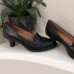 Women’s dress shoes